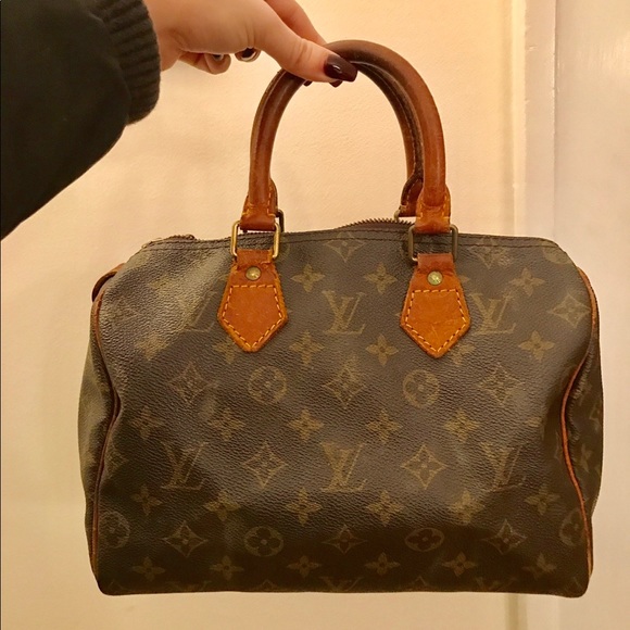 Louis Vuitton Handbags - Louis Vuitton Speedy 25 💎